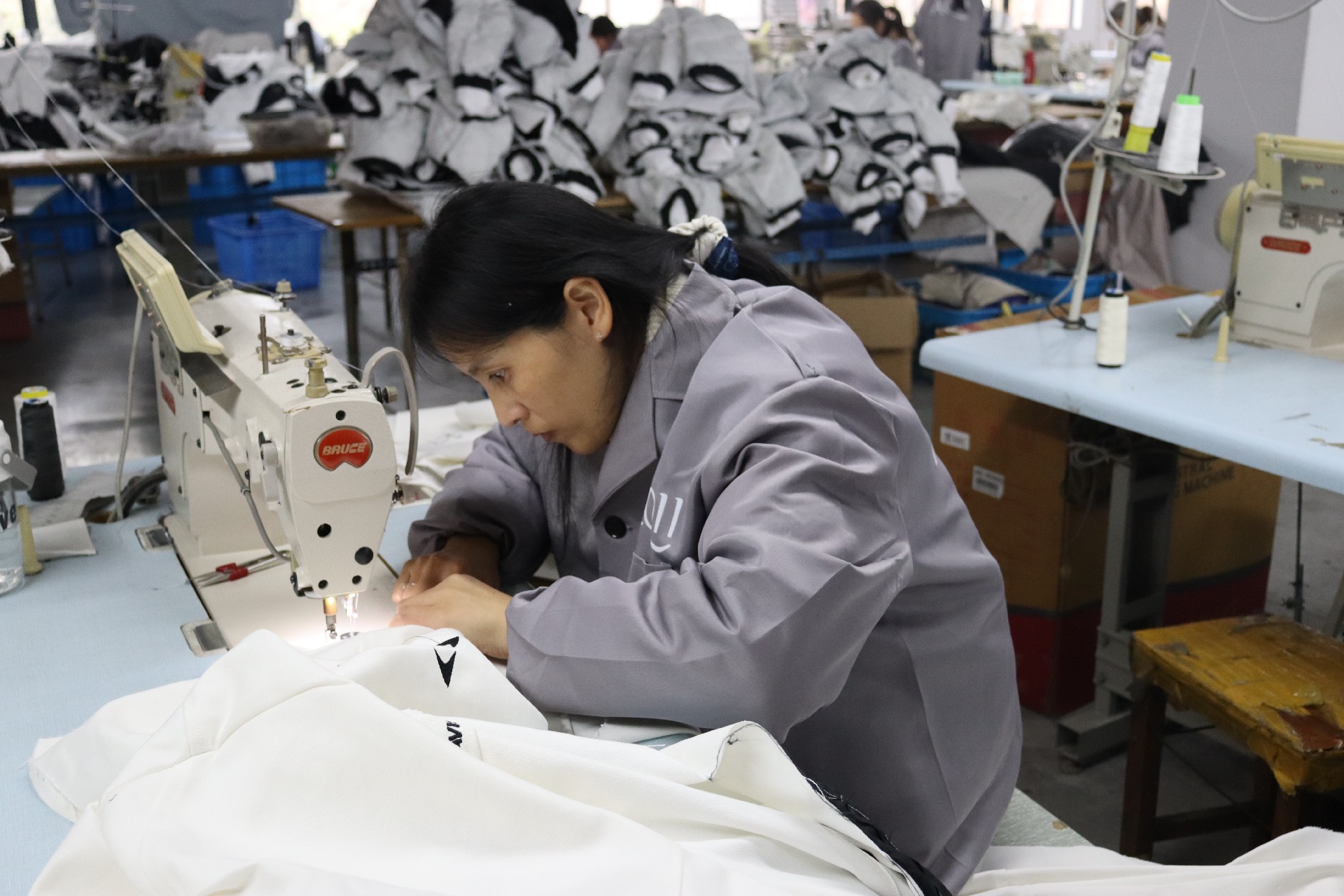 The Arrival of Black Friday Has an Impact on Streetwear Factory